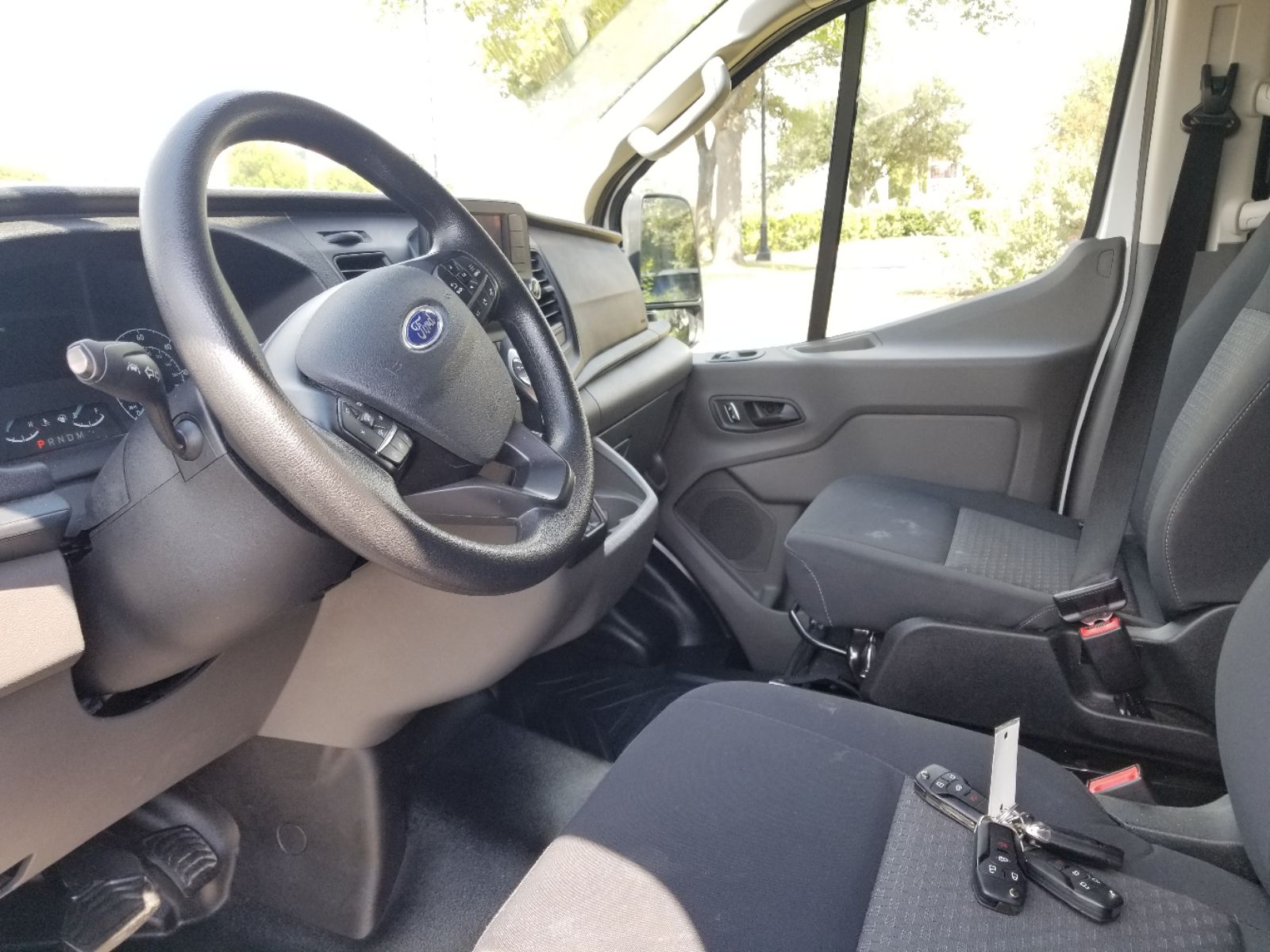 2024 Ford Transit Cargo Van photo 4