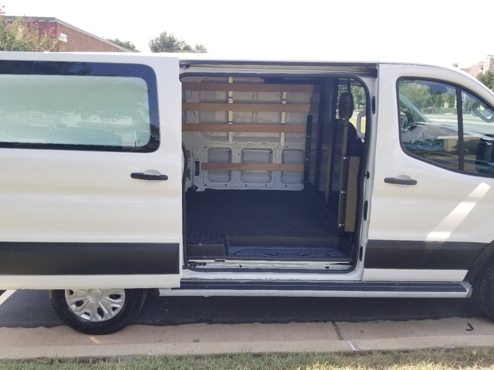 2024 Ford Transit Cargo Van photo 20