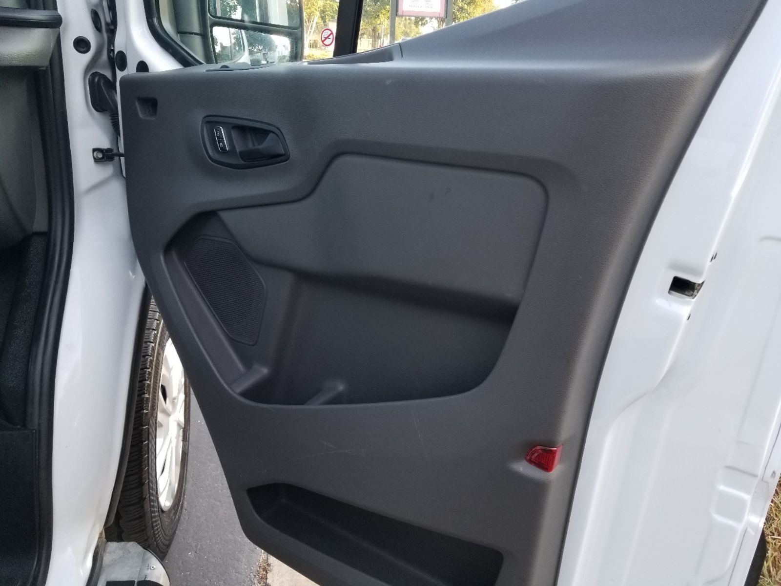 2024 Ford Transit Cargo Van photo 18