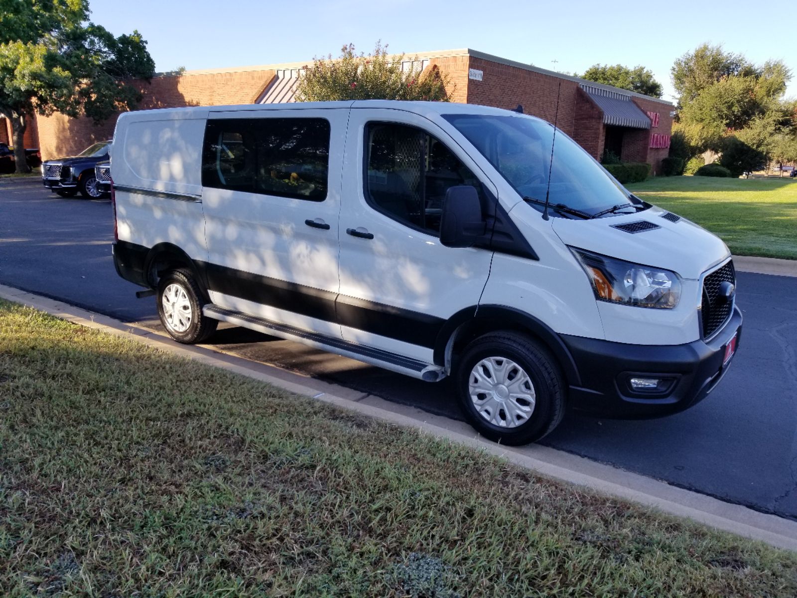 2024 Ford Transit Cargo Van photo 2