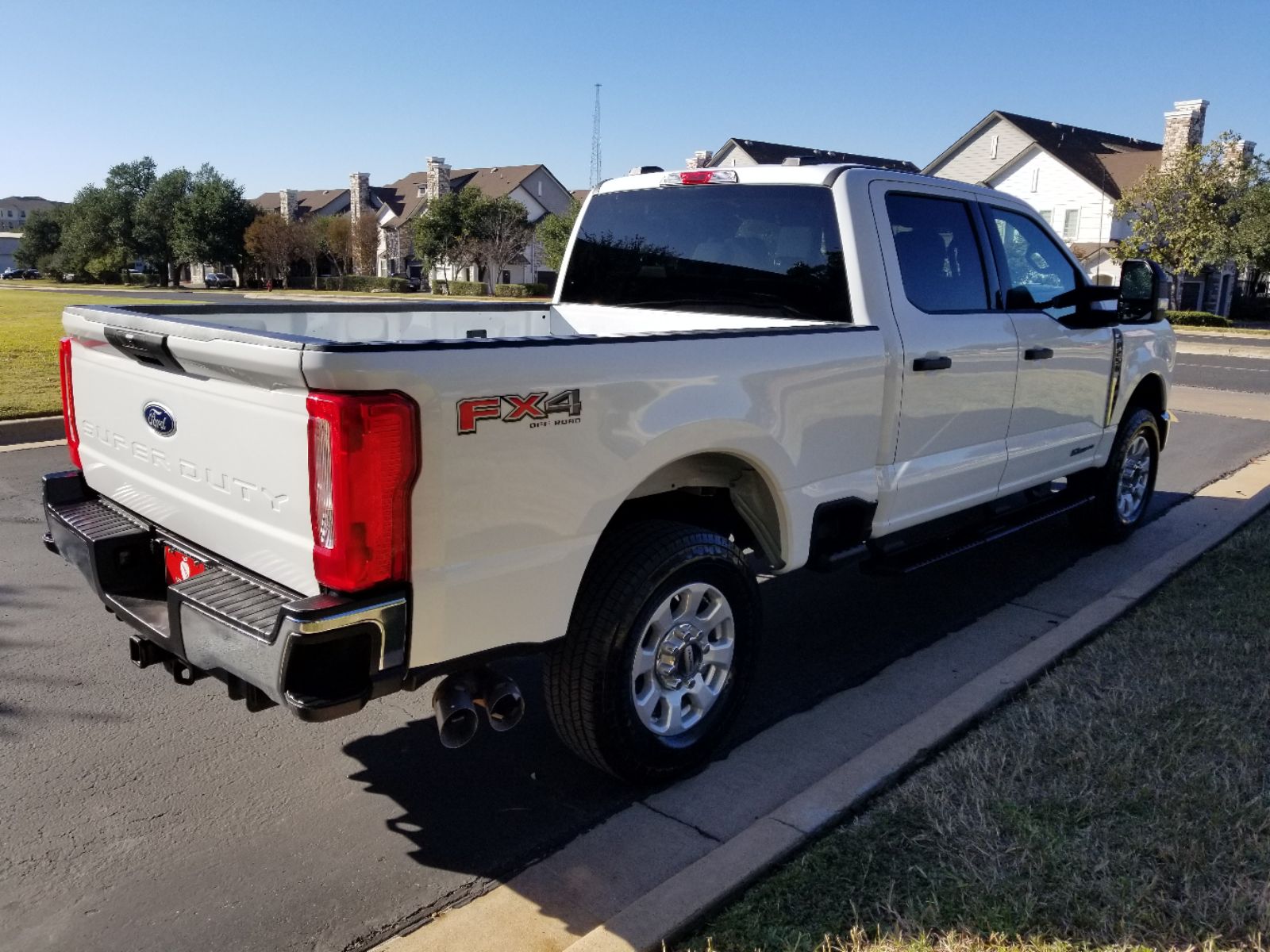 2024 Ford F-250 XLT photo 3