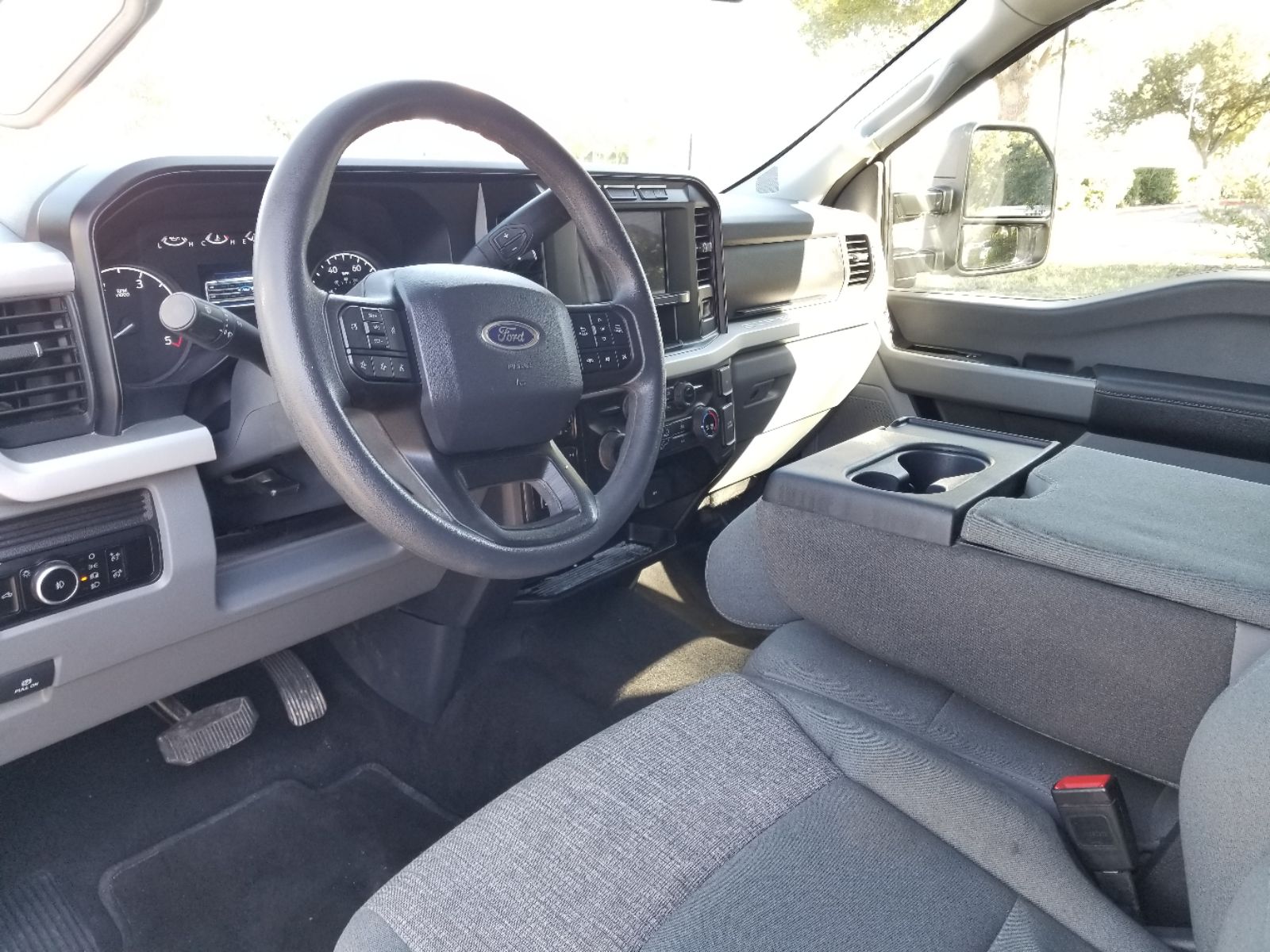 2024 Ford F-250 XLT photo 4