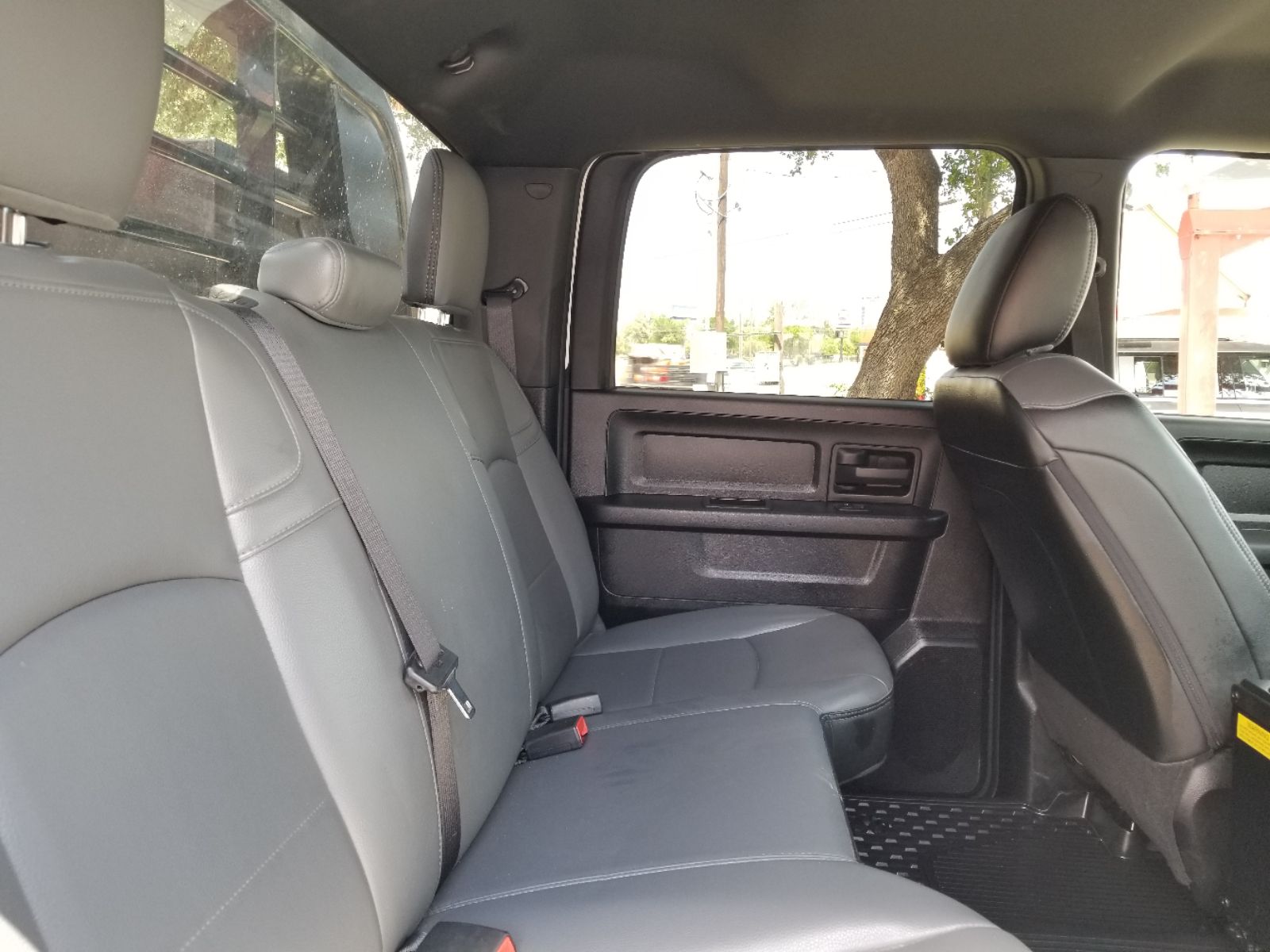 2024 RAM Ram 3500 Chassis Cab Tradesman - Photo 18