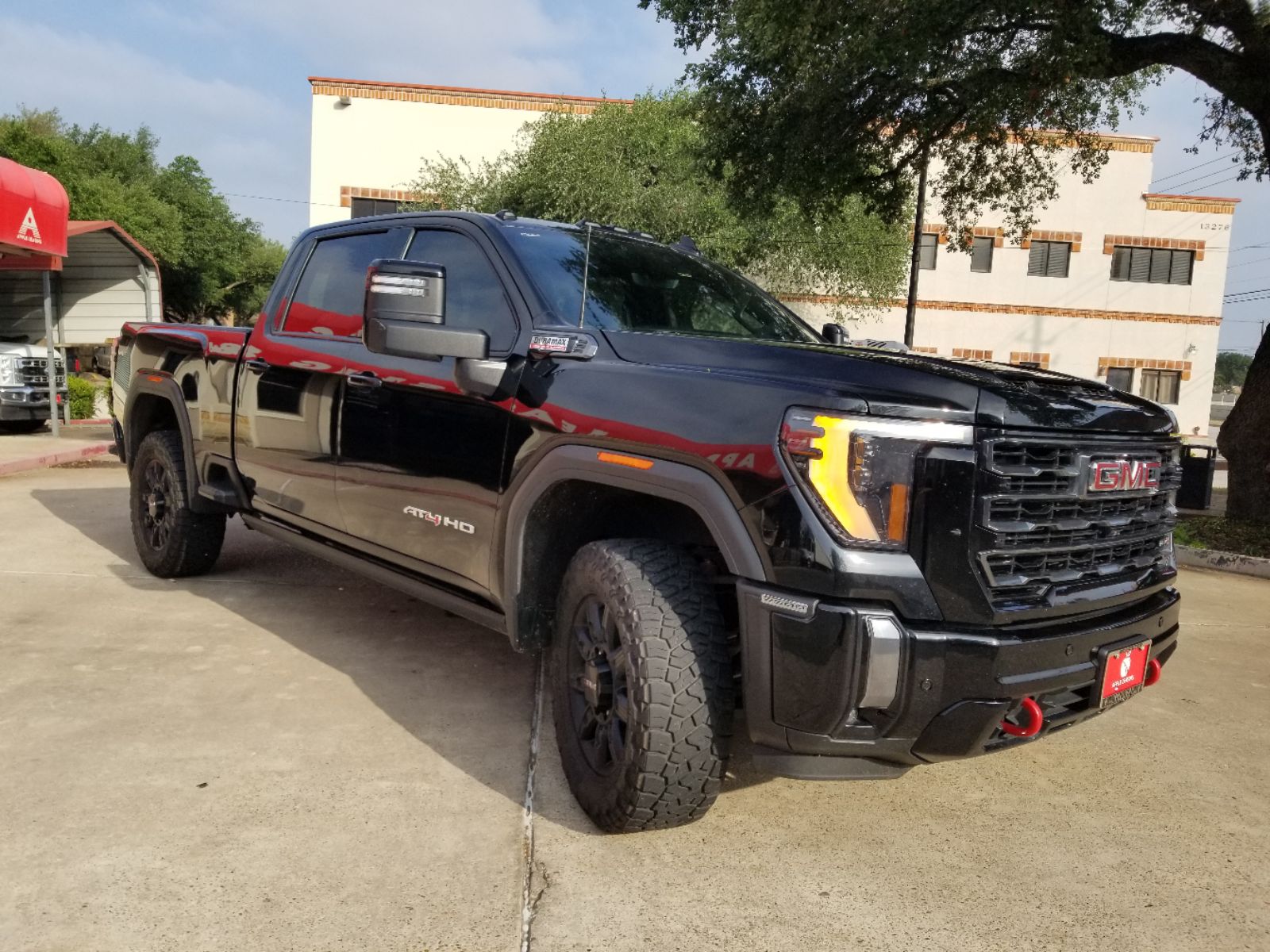 2024 GMC Sierra 2500HD AT4 - Photo 2