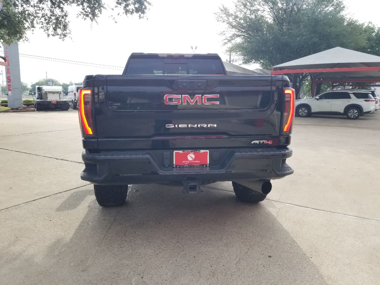 2024 GMC Sierra 2500HD AT4 - Photo 13