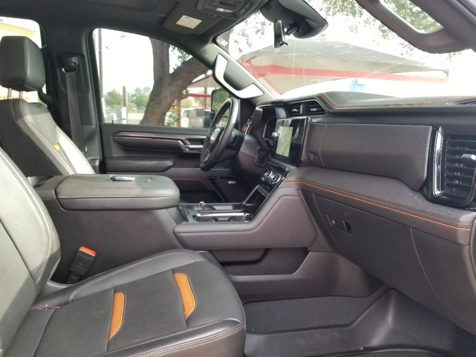 2024 GMC Sierra 2500HD AT4 - Photo 16
