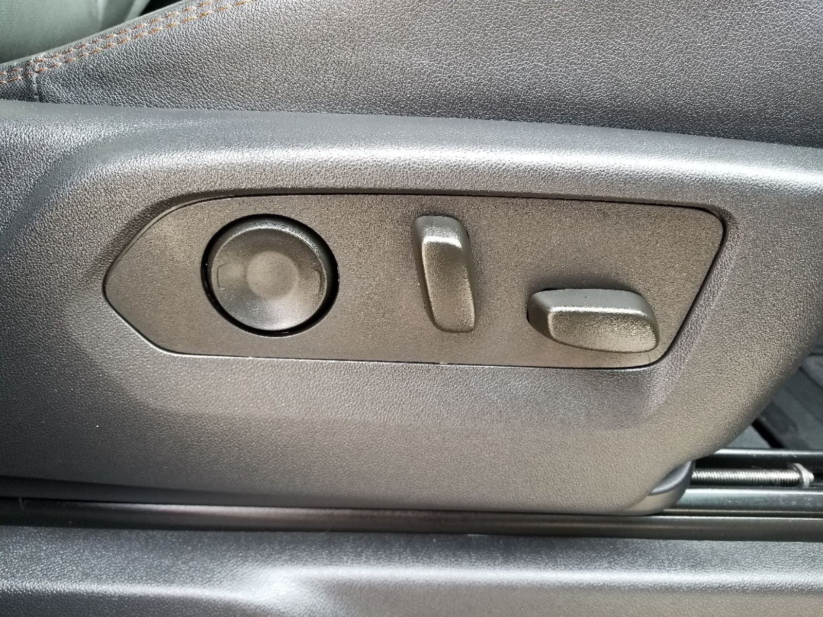 2024 GMC Sierra 2500HD AT4 - Photo 18