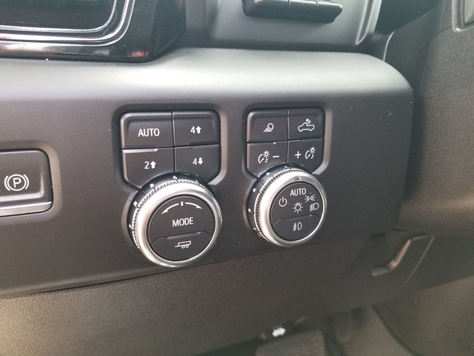 2024 GMC Sierra 2500HD AT4 - Photo 27