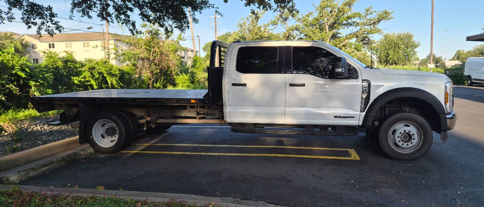 2024 Ford F-450 XL 4x4 Crew Cab 203-In DRW's photo