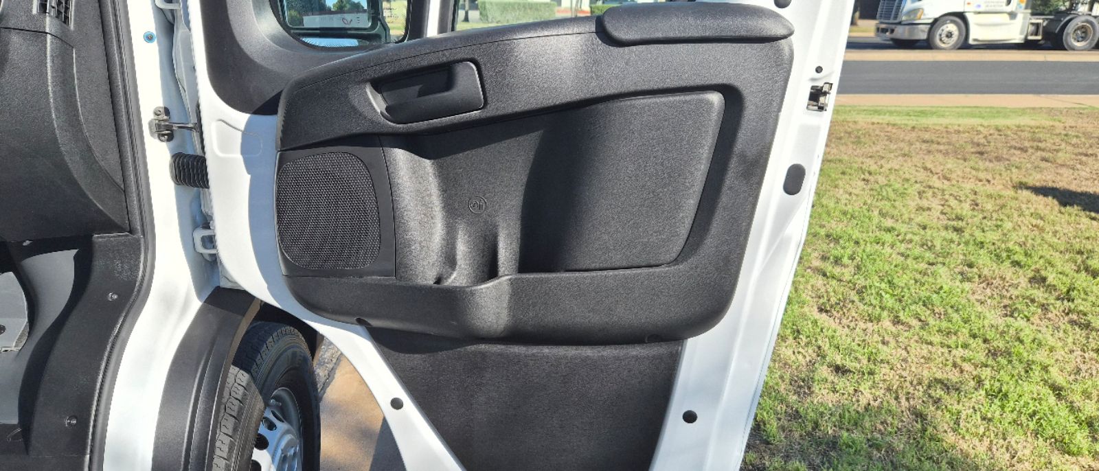 Photo 19 of this Ram ProMaster Cargo Van