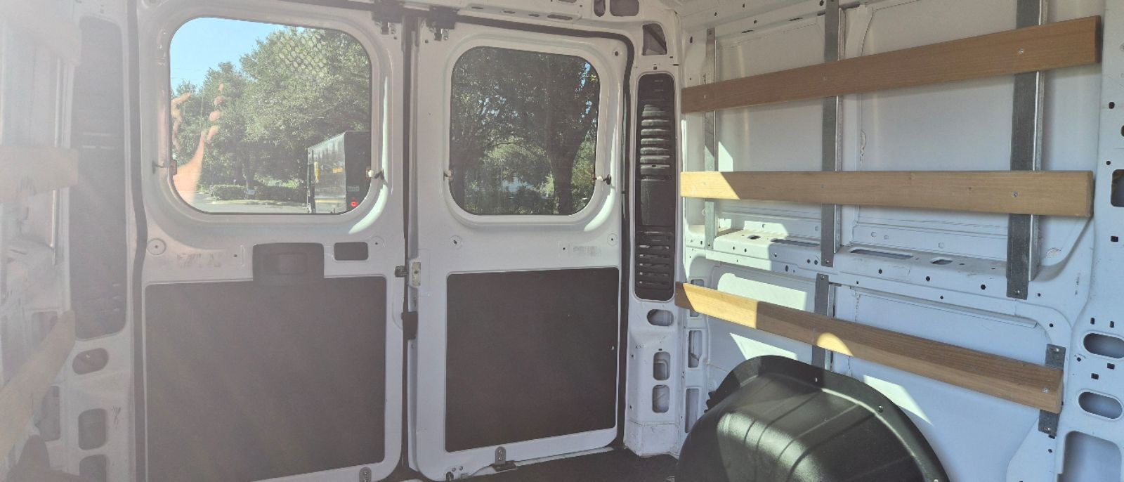 Photo 22 of this Ram ProMaster Cargo Van