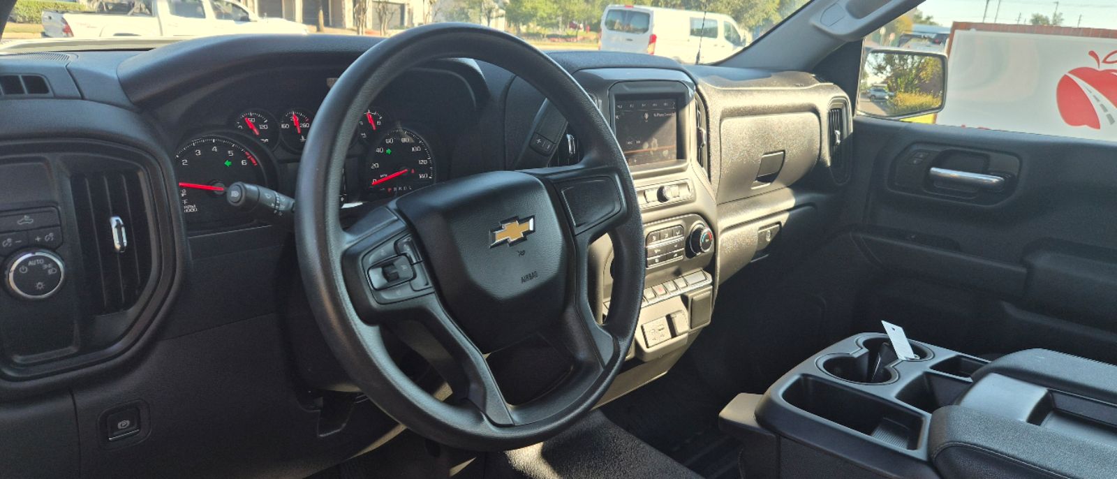 Photo 4 of this Chevrolet Silverado 1500