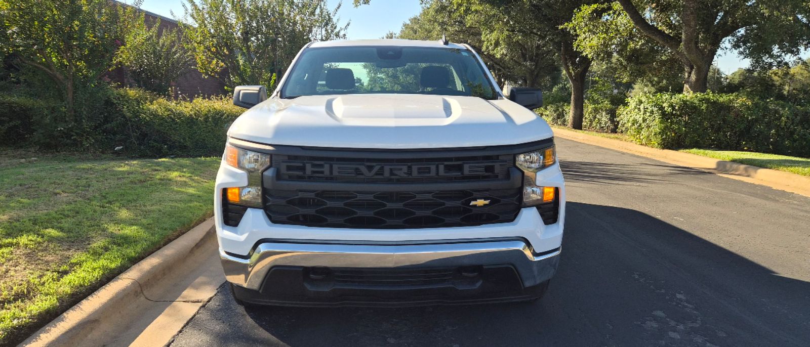 Photo 11 of this Chevrolet Silverado 1500