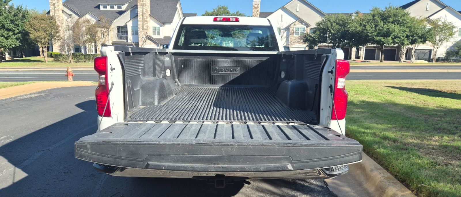 Photo 13 of this Chevrolet Silverado 1500