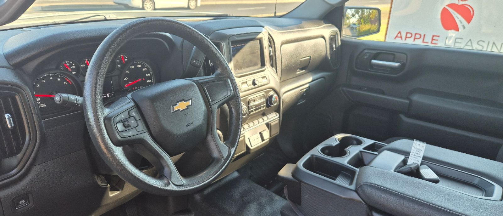 Photo 4 of this Chevrolet Silverado 1500