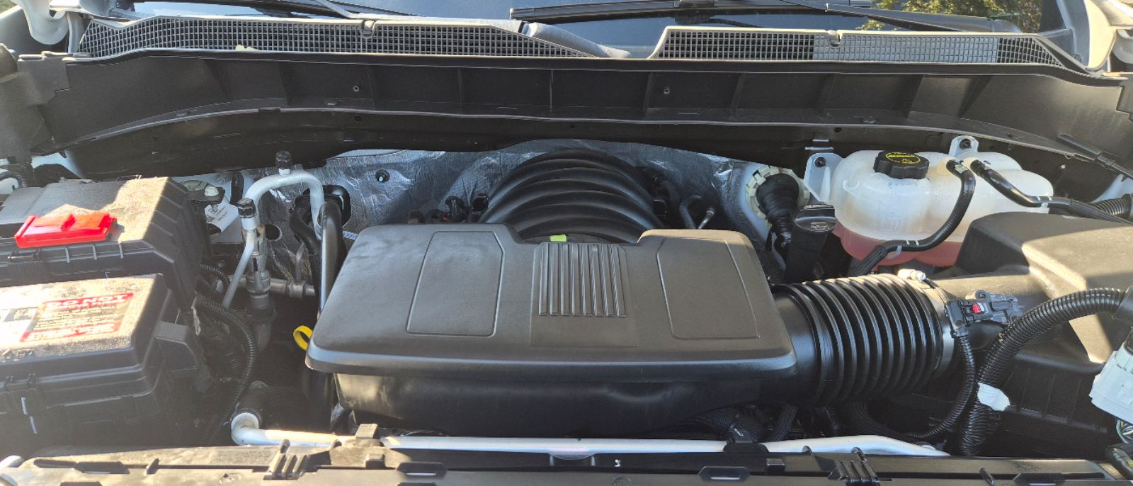 Photo 11 of this Chevrolet Silverado 1500