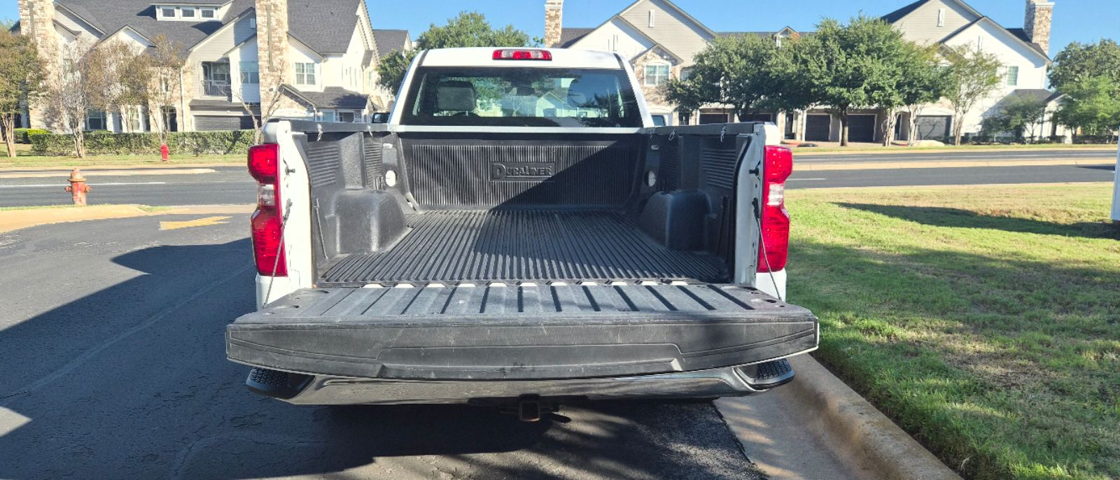 Photo 12 of this Chevrolet Silverado 1500