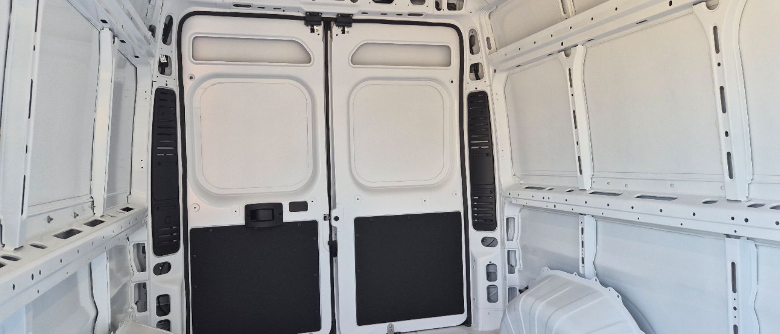 Photo 23 of this Ram ProMaster Cargo Van