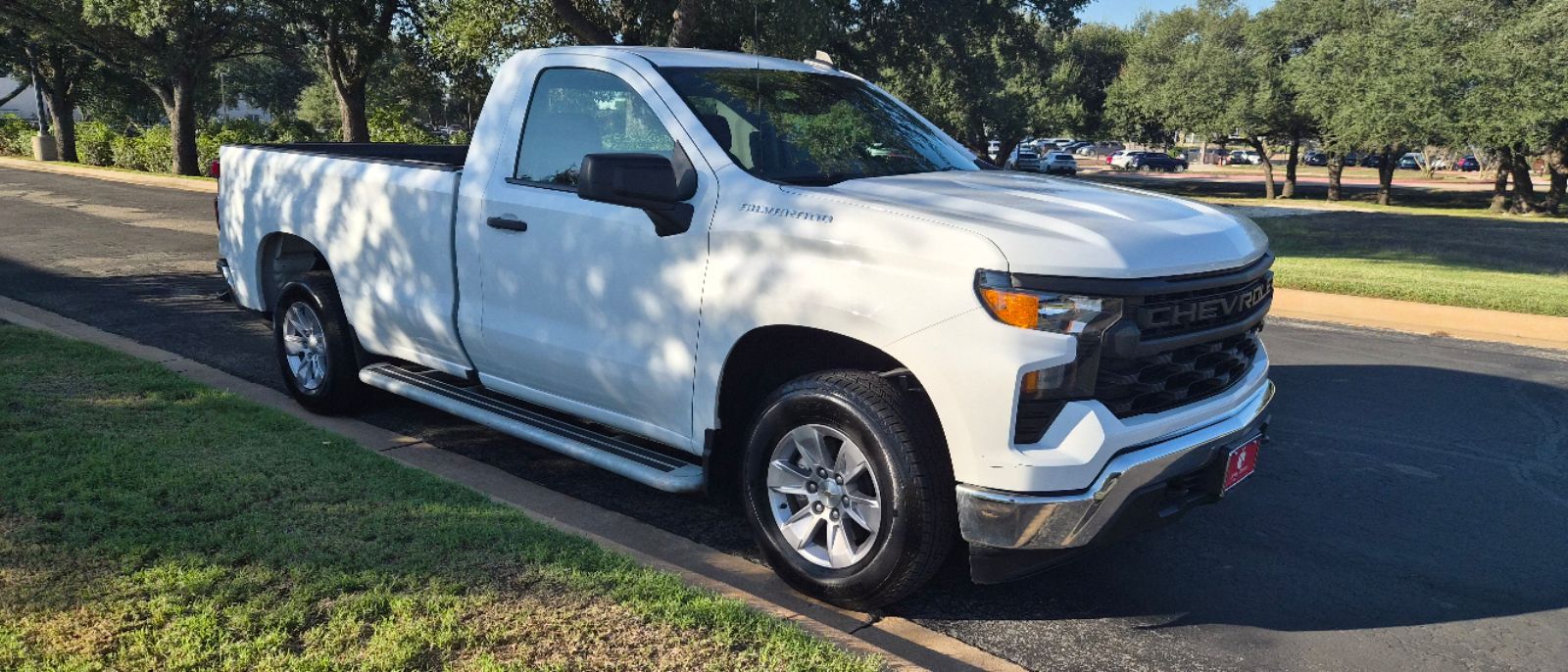 Photo 2 of this Chevrolet Silverado 1500