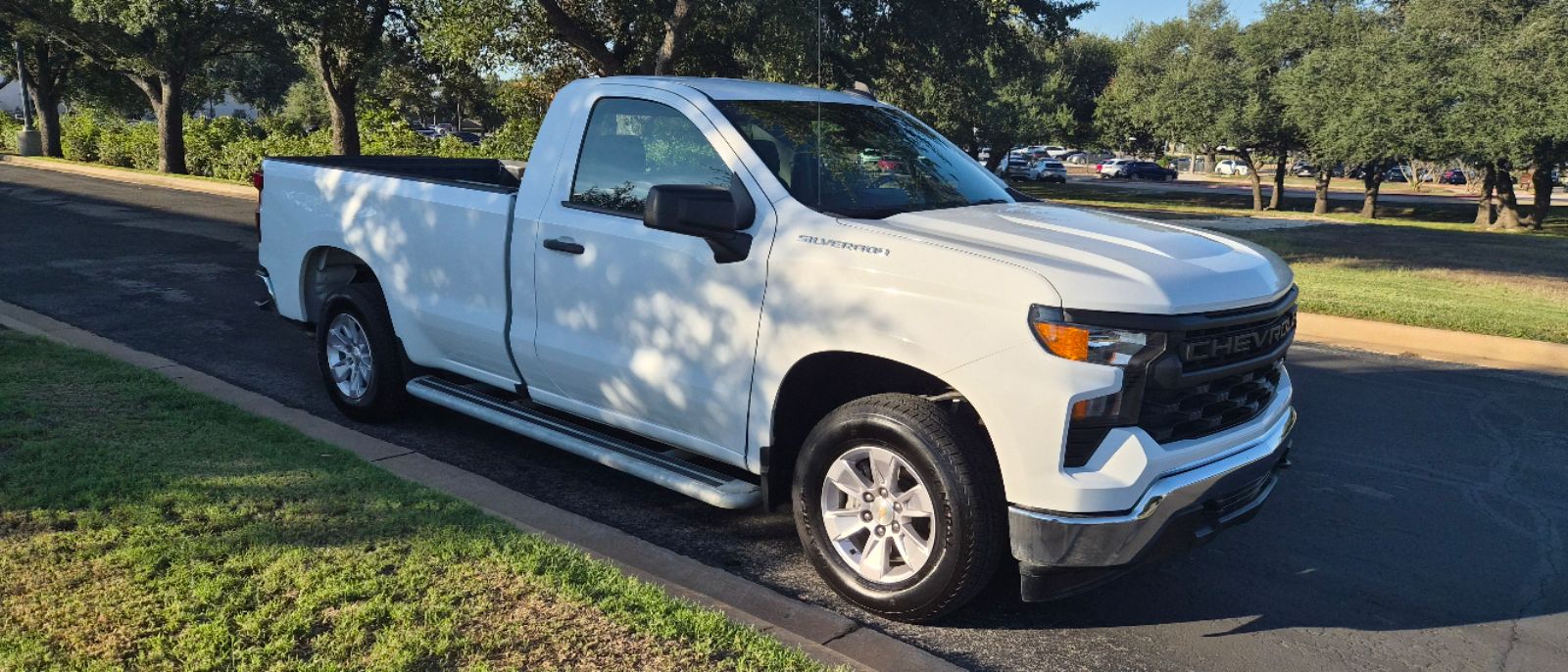 Photo 2 of this Chevrolet Silverado 1500