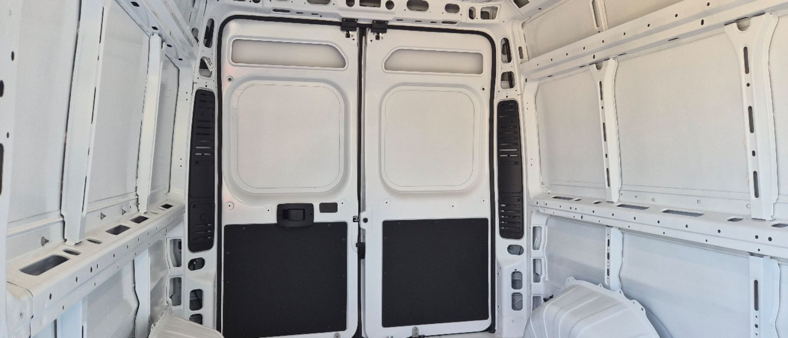 Photo 23 of this Ram ProMaster Cargo Van