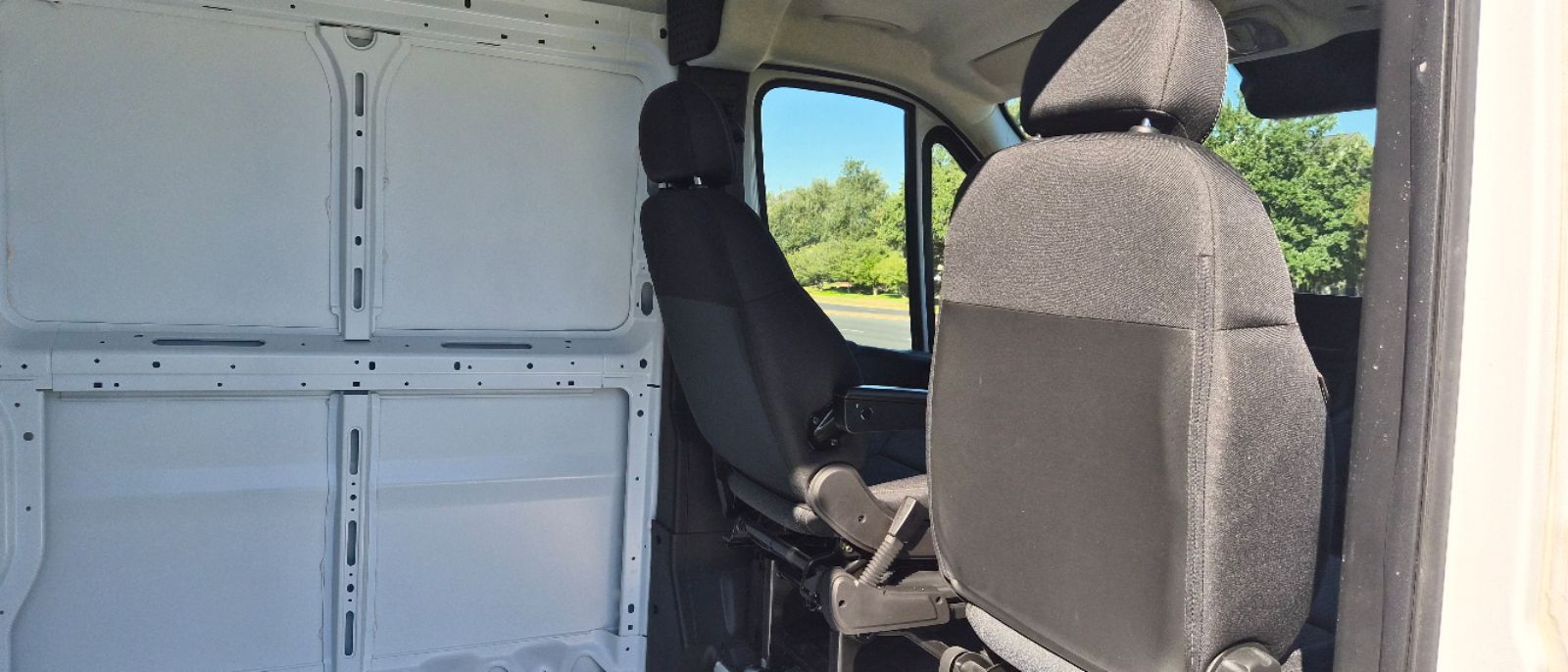 Photo 21 of this Ram ProMaster Cargo Van