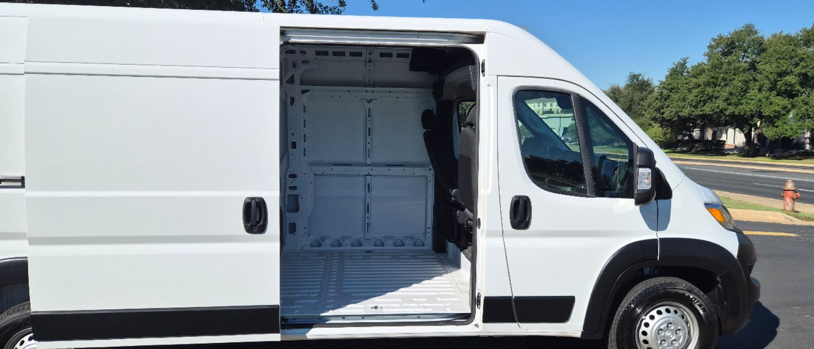Photo 24 of this Ram ProMaster Cargo Van