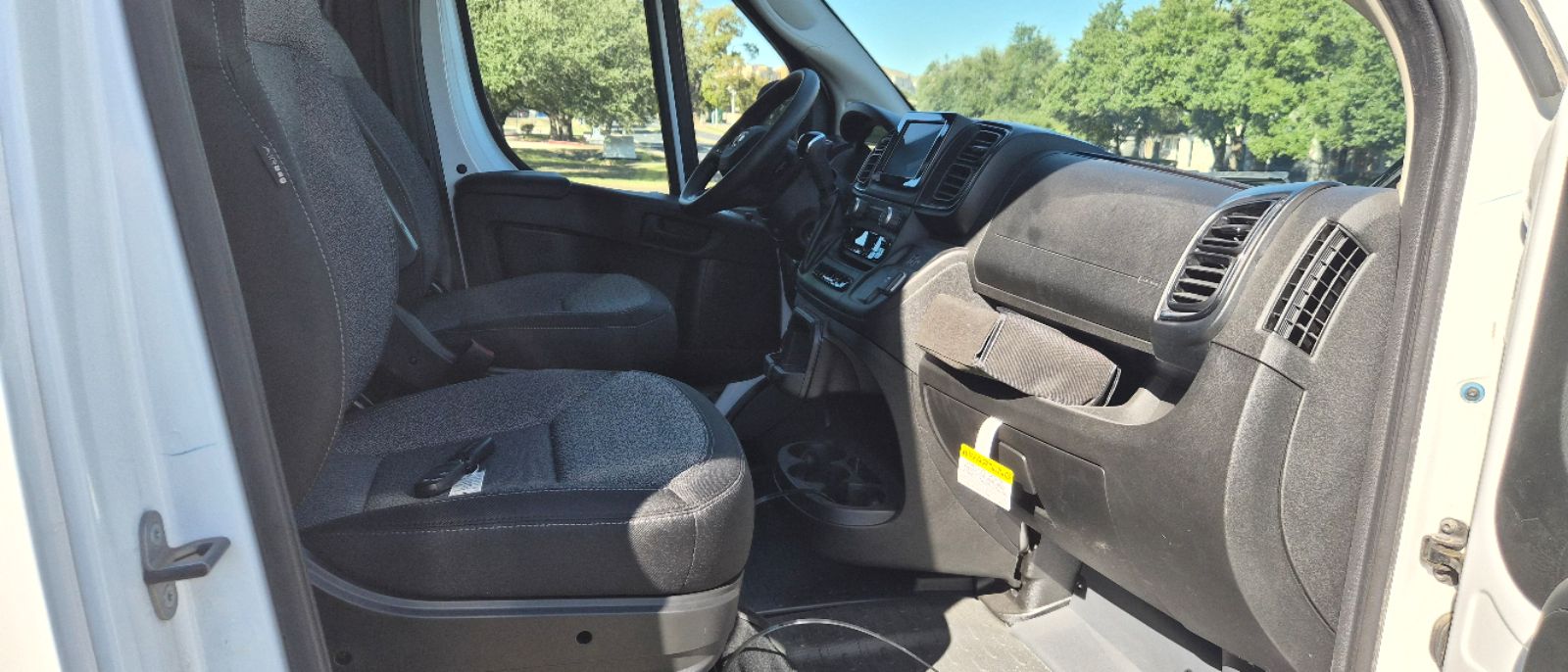Photo 19 of this Ram ProMaster Cargo Van