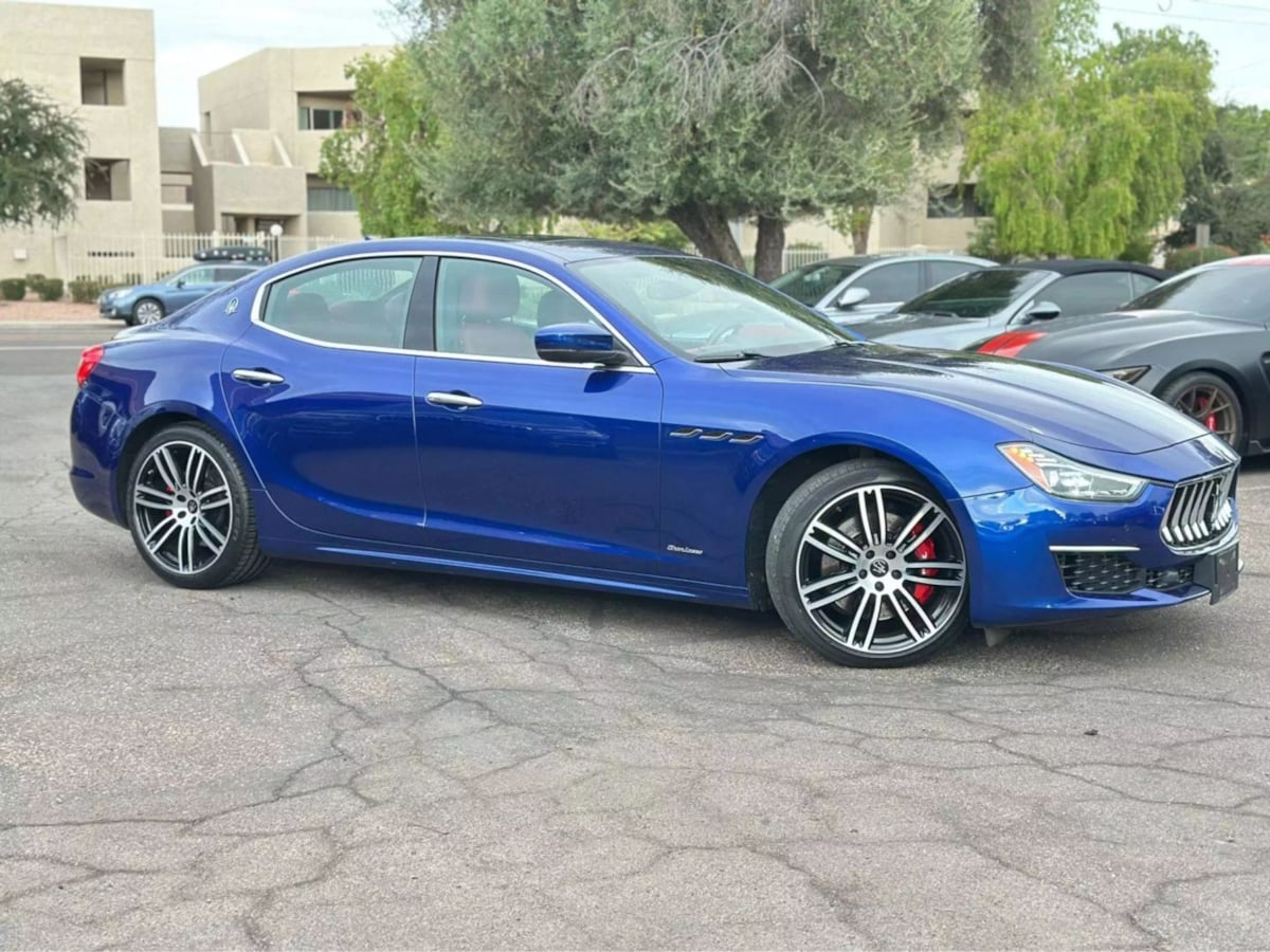 2019 Maserati Ghibli Q4 GranLusso photo 4