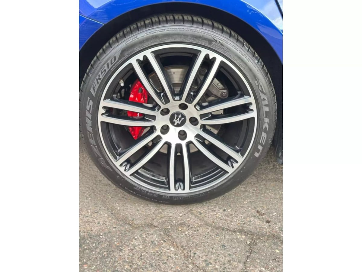 2019 Maserati Ghibli Q4 GranLusso photo 15
