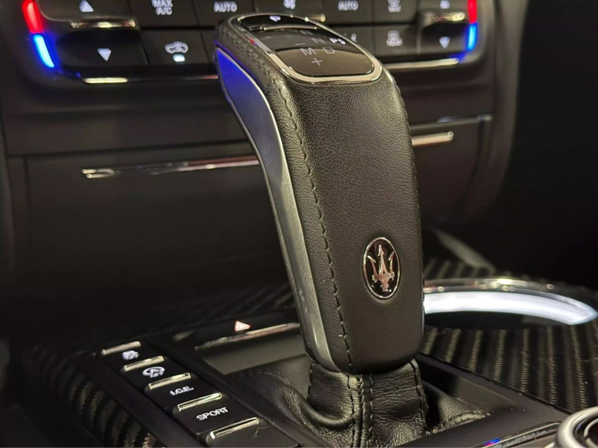 2019 Maserati Ghibli Q4 GranLusso photo 2