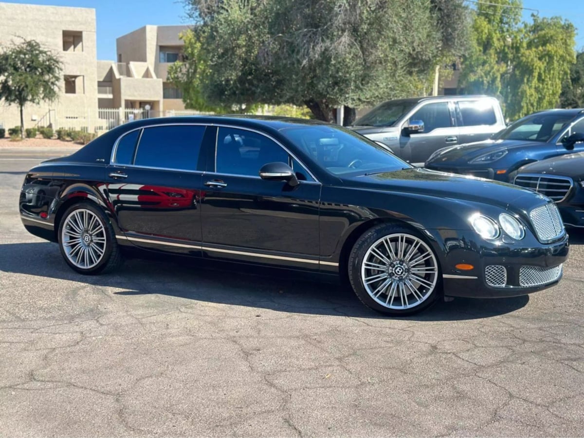 2010 Bentley Flying Spur Speed photo 2