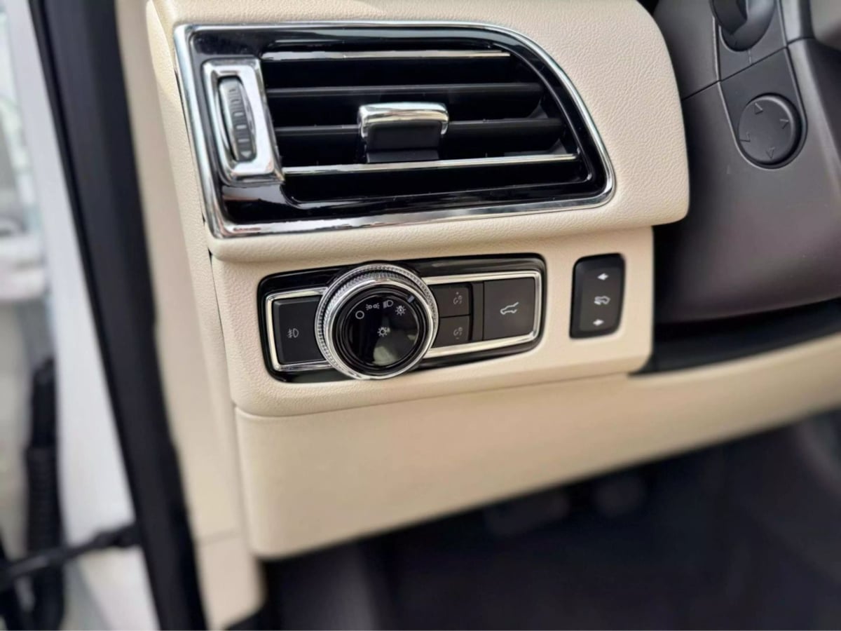 2020 Lincoln Navigator Reserve photo 21