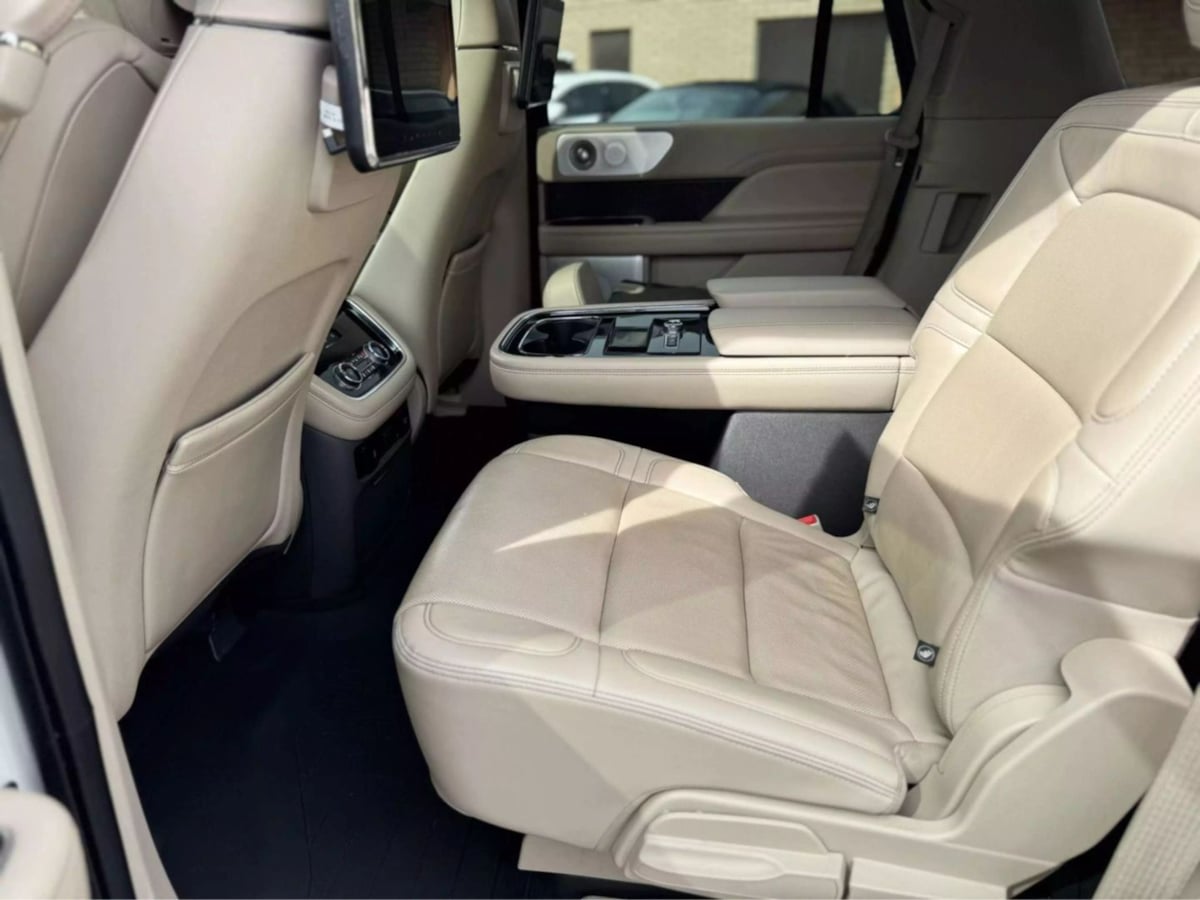 2020 Lincoln Navigator Reserve photo 26