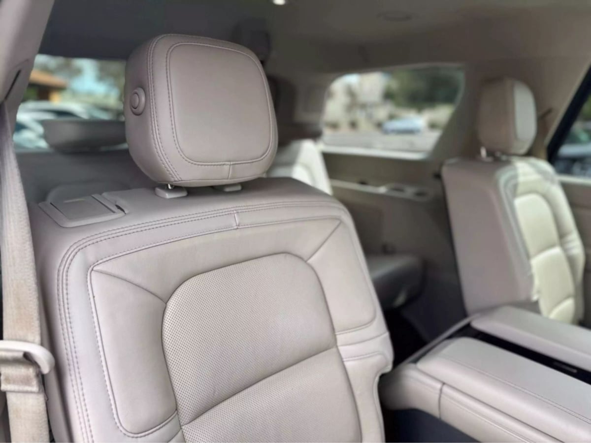 2020 Lincoln Navigator Reserve photo 32