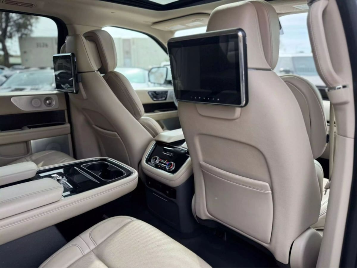 2020 Lincoln Navigator Reserve photo 33