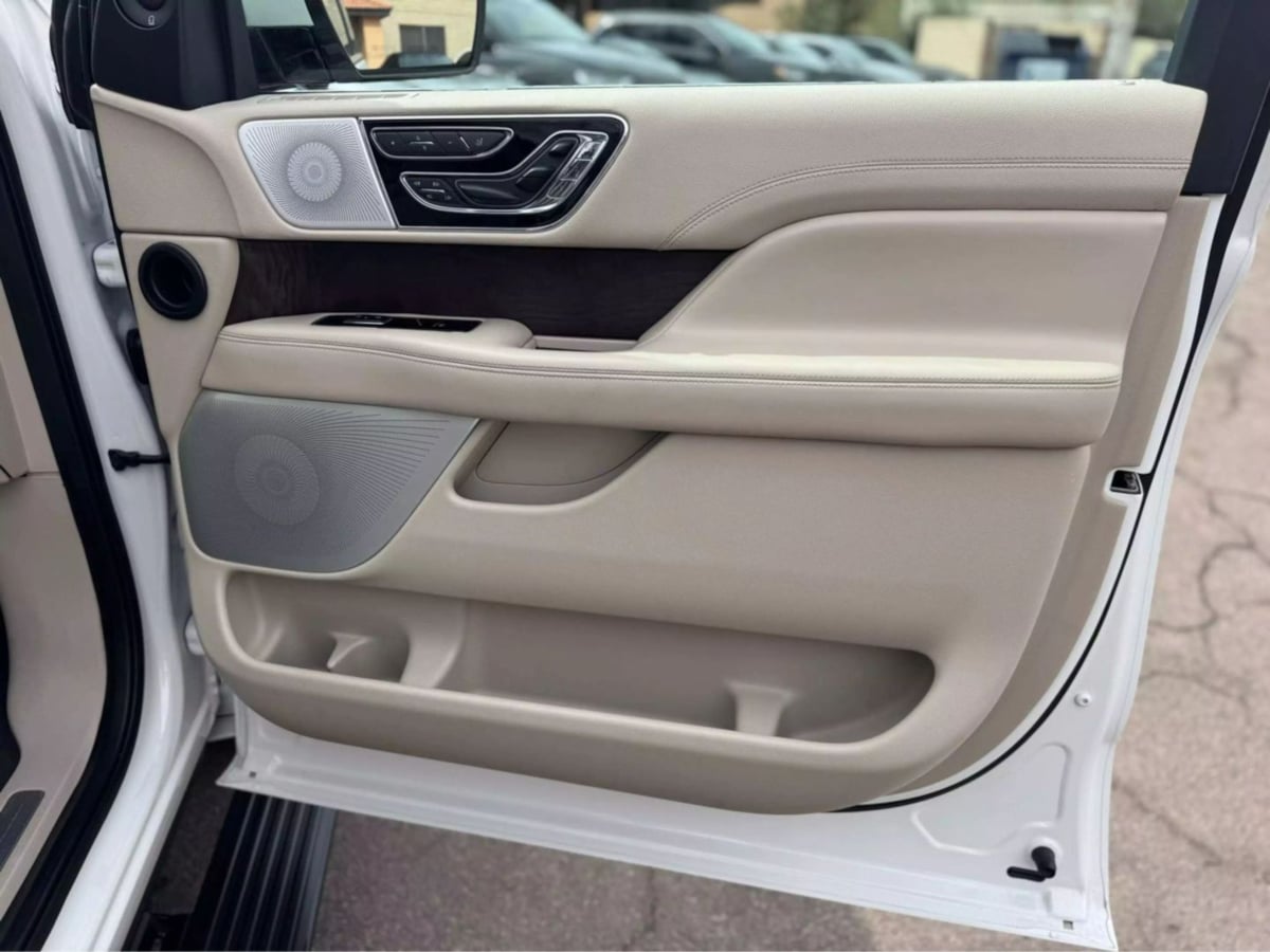 2020 Lincoln Navigator Reserve photo 38