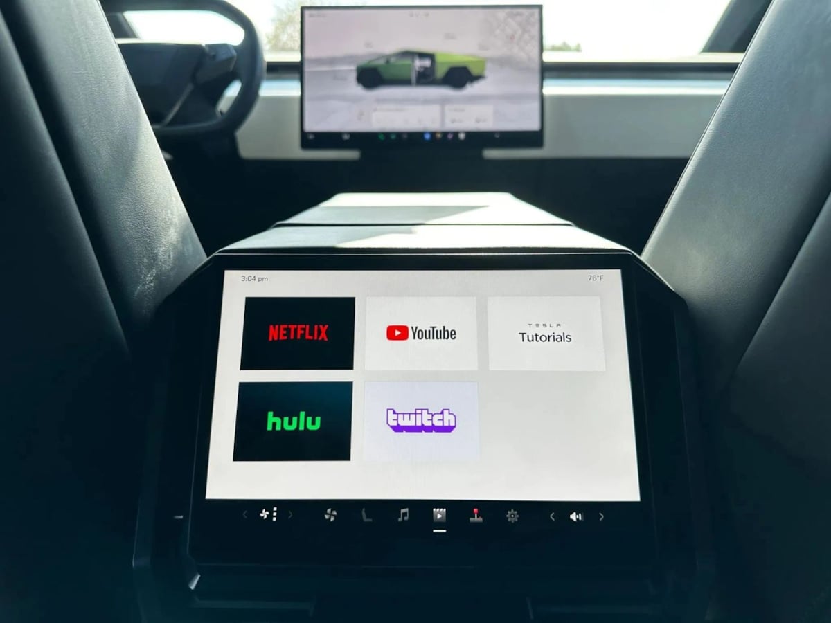 2024 Tesla Cybertruck photo 41