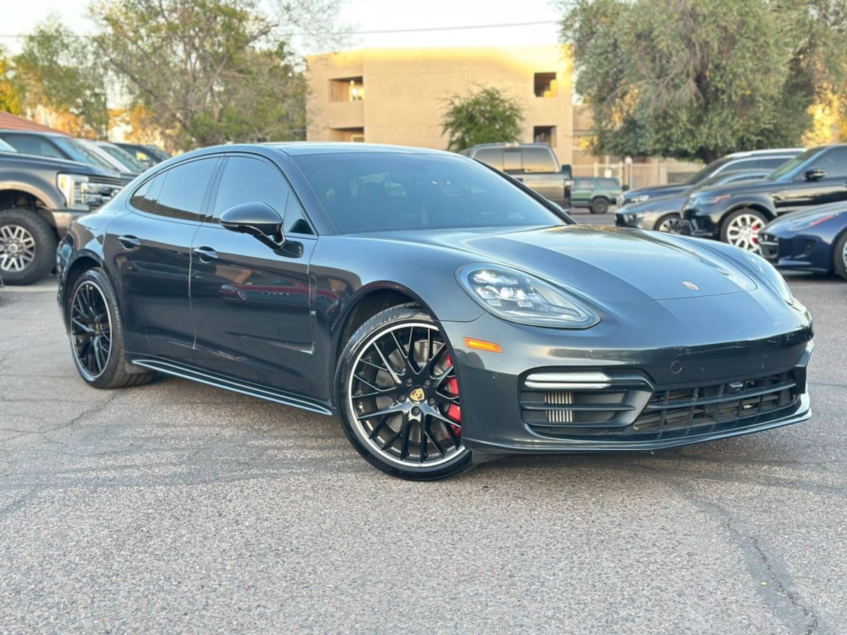 2017 Porsche Panamera