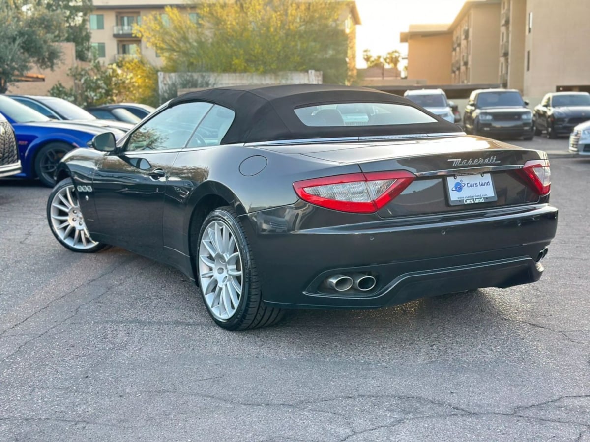2013 Maserati Granturismo Sport photo 4