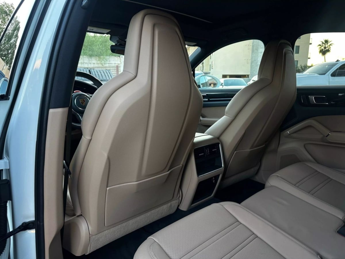 2022 Porsche Cayenne Coup Base - Photo 17