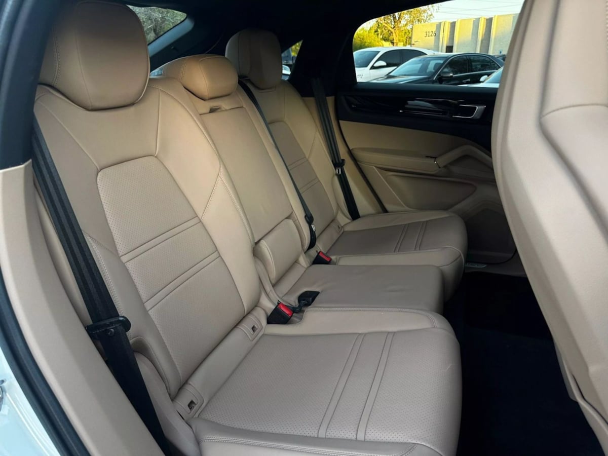 2022 Porsche Cayenne Coup Base - Photo 25
