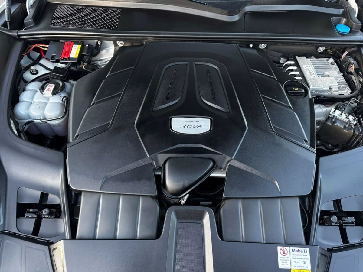 2022 Porsche Cayenne Coup Base - Photo 33