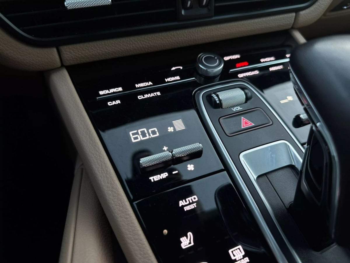 2022 Porsche Cayenne Coup Base - Photo 51