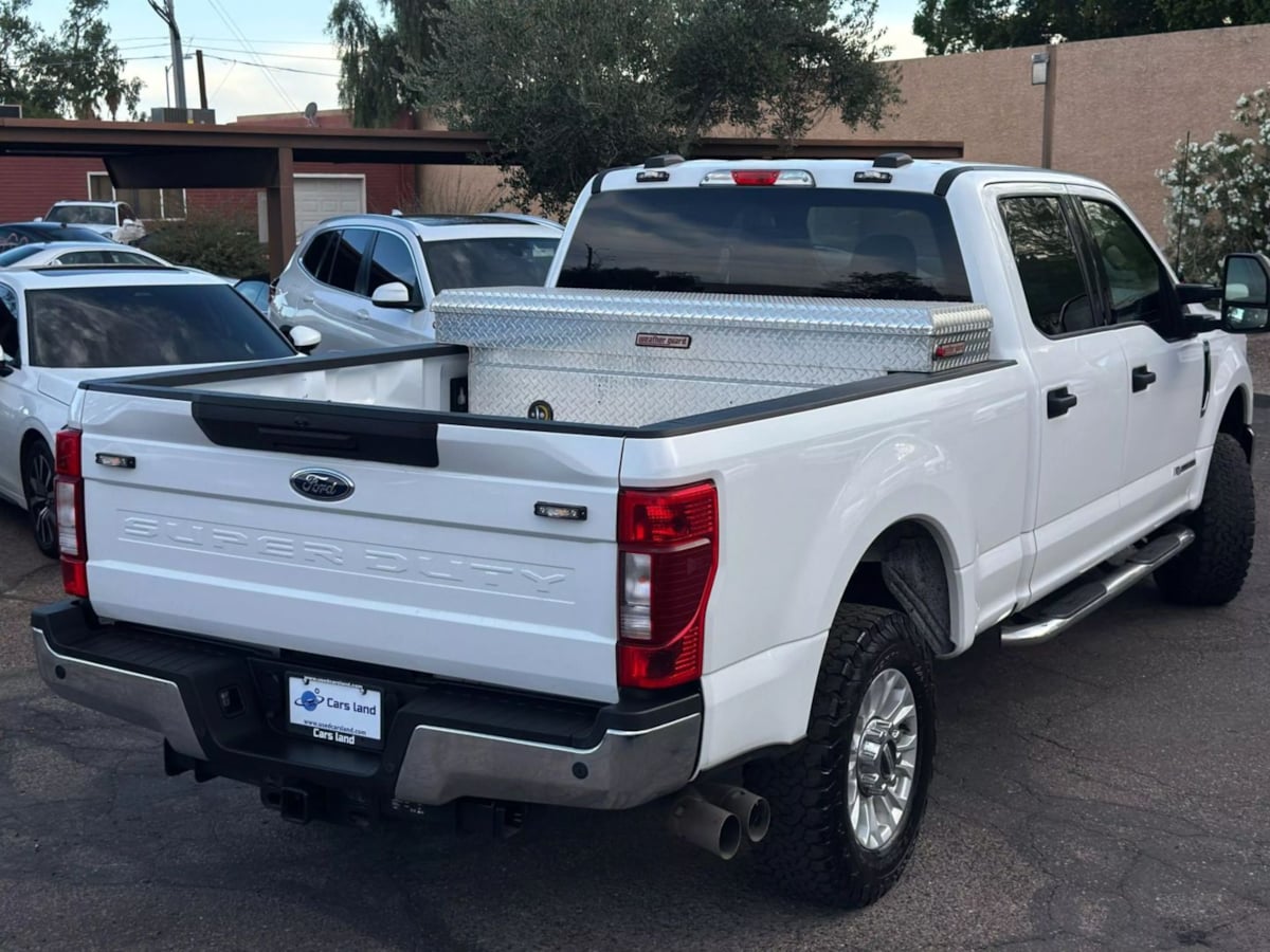 2022 Ford F-250 XLT photo 4