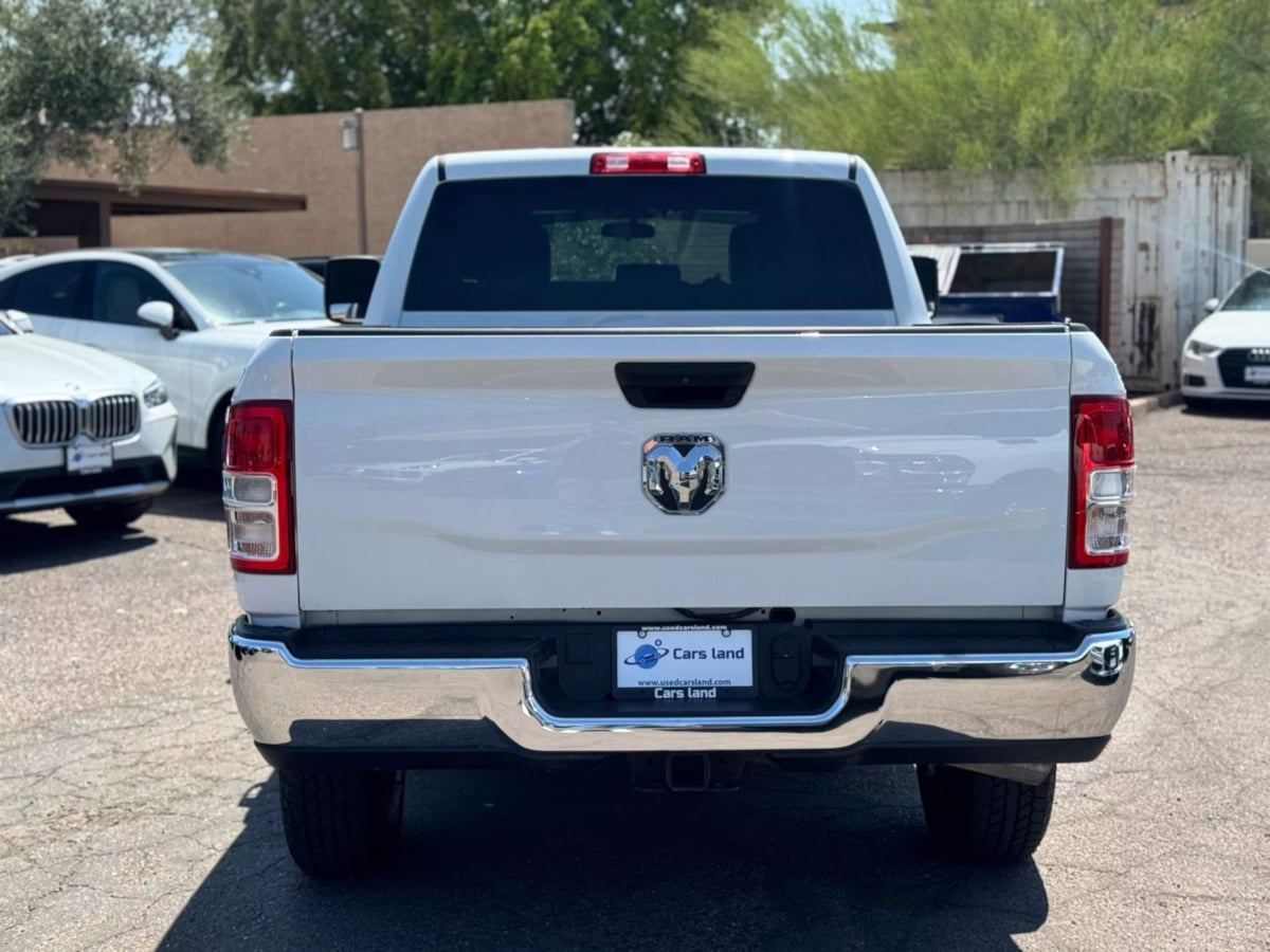 2024 Ram 2500 Tradesman photo 4