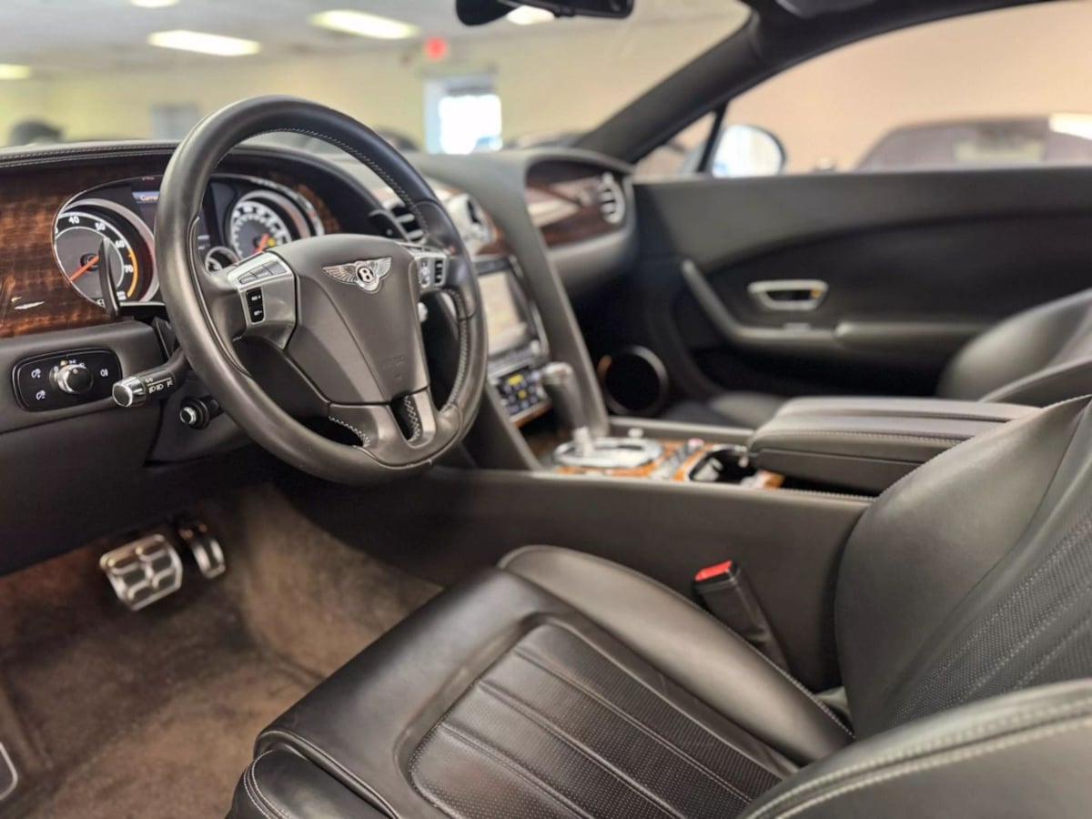 2015 Bentley Continental GT V8 photo 12