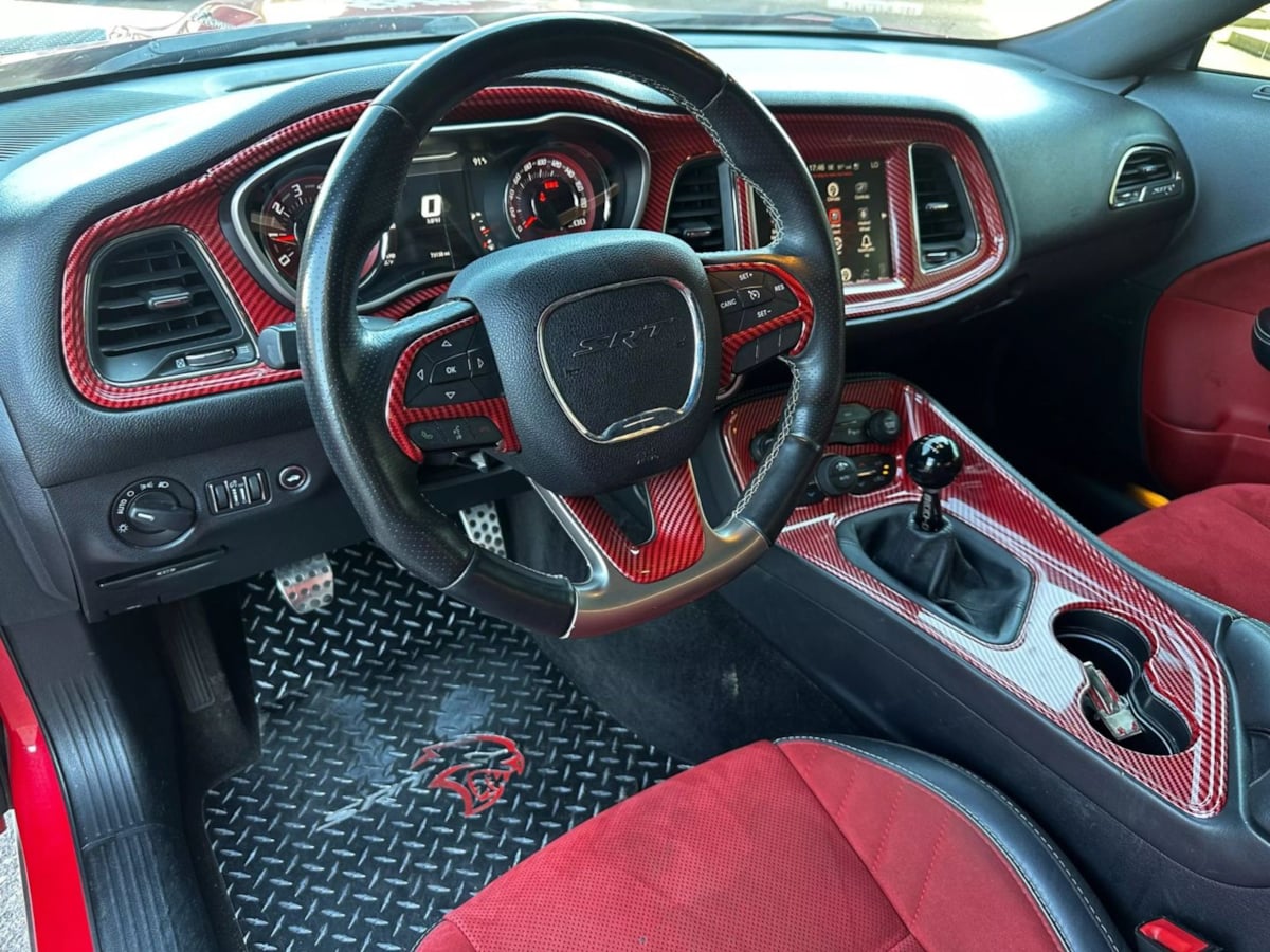 2016 Dodge Challenger SRT8 Hellcat photo 13