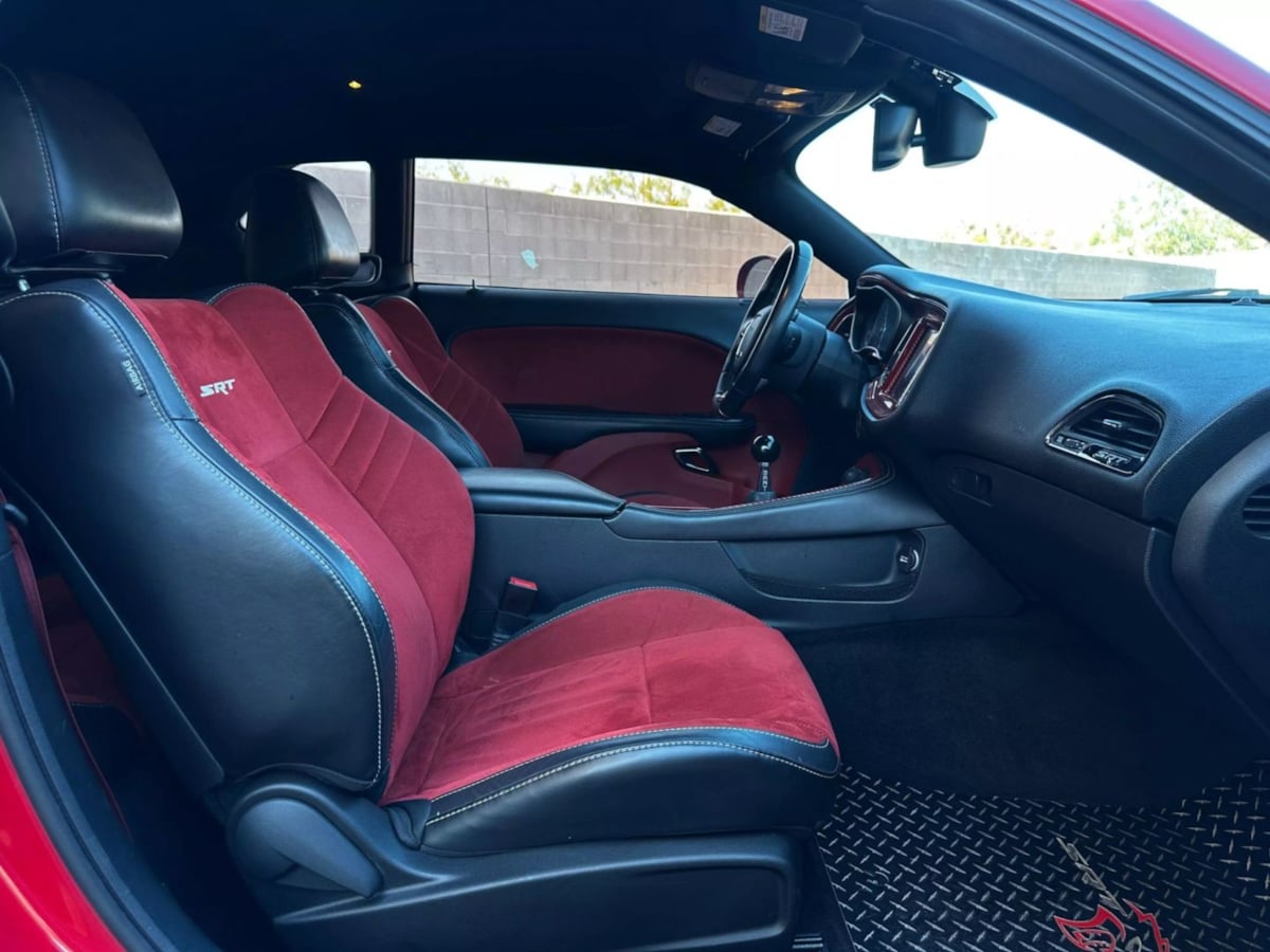 2016 Dodge Challenger SRT8 Hellcat photo 22