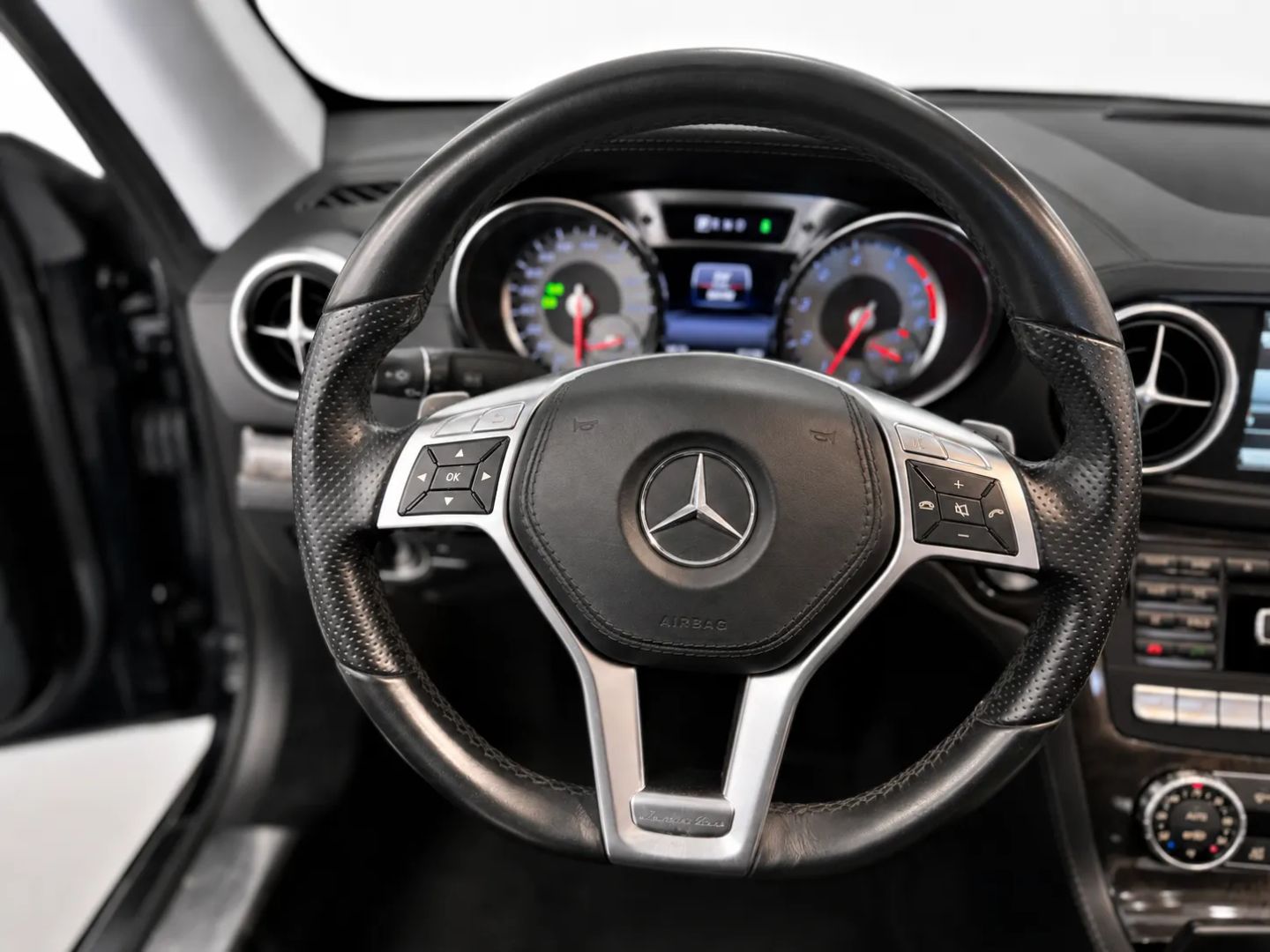2015 Mercedes-Benz SL-Class SL400 - Photo 12